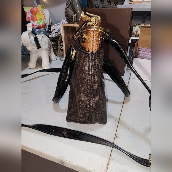 Michael Kors Aubry nwot - Picture 3 of 9